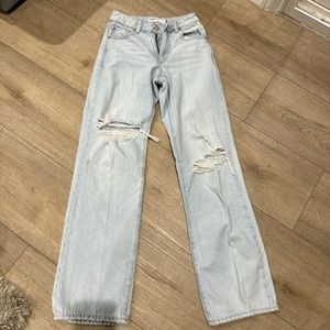 Garage straight leg blue ripped jeans